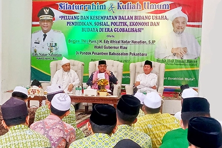 Datuk Seri H Raja Marjohan Yusuf Bernostalgia di Ponpes Babussalam, 'Sekaligus Berikan Kuliah Umum'