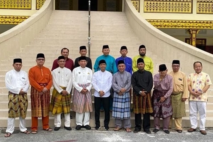 Wamen ATR/BPN Berkunjung ke Masyarakat Adat, HR Marjohan Yusuf: LAMR Siap Perjuangkan Hak-hak Rakyat Riau