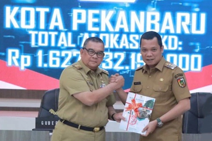 Pj Walikota Pekanbaru Terima DIPA dan Alokasi TKD 2024 yang akan Dikhususkan untuk Program Prioritas