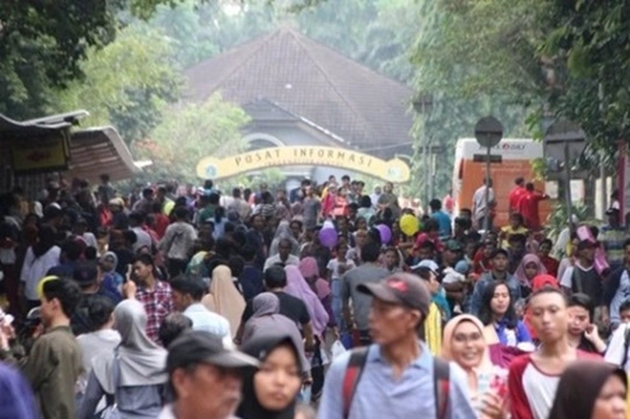 Tingkat Kunjung Wisatawan di Libur Nataru Sangat Banyak, 'Mal dan Bandara Penuh'