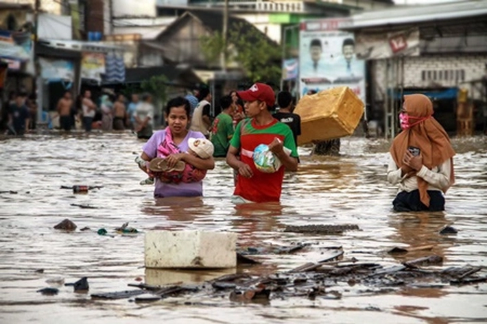Gempuran Hujan Buat Banjir Meluas, 'Ribuan Jiwa Terdampak dan Menderita Hebat, Warga: Dimana Gubernur Kami?