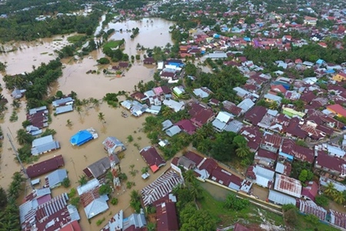 Ribuan Warga Terdampak Banjir Akibat Pintu Waduk PLTA Dibuka, 'Kini Penyakit Diare dan Gatal-gatal Serang Penduduk'