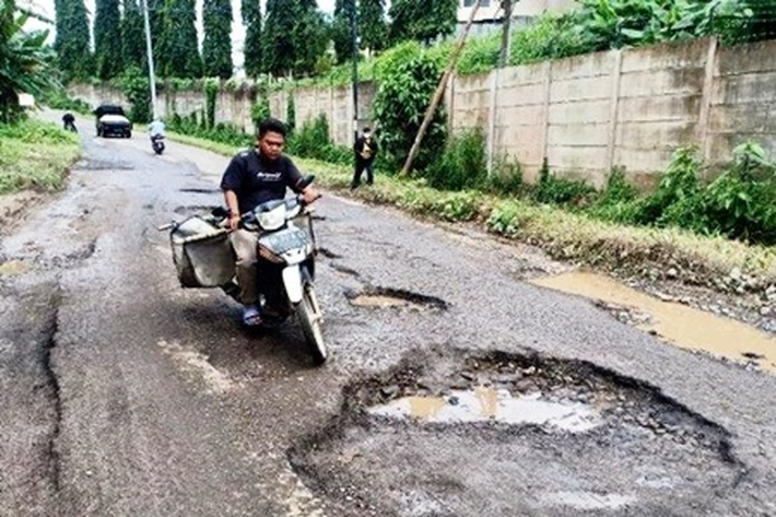 Pemko Siapkan Anggaran Rp 15 Miliar untuk Perbaiki Jalan Rusak Tahun 2024