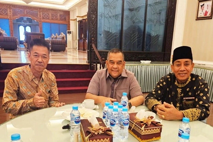 Gubernur Edy Natar Nasution Lakukan Mediasi Bupati Afrijal Sintong dengan Wakilnya, 'yang Sempat Terjadi Konflik'