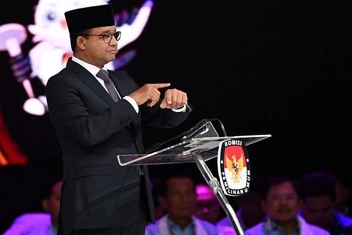 Anies Baswedan Beri Gerakan Bahasa Isyarat pada Debat Capres Cawapres 2024, Apa Arti Isyarat Itu?