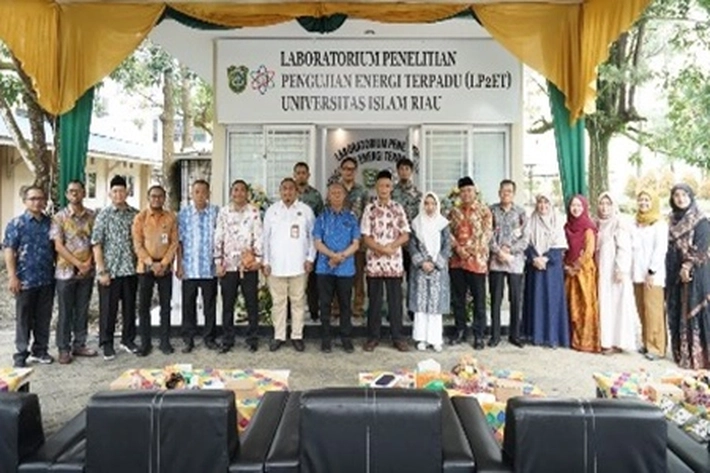 Rektor UIR Prof Syafrinaldi Resmikan Laboratorium Penelitian dan Pengujian Energi Terpadu