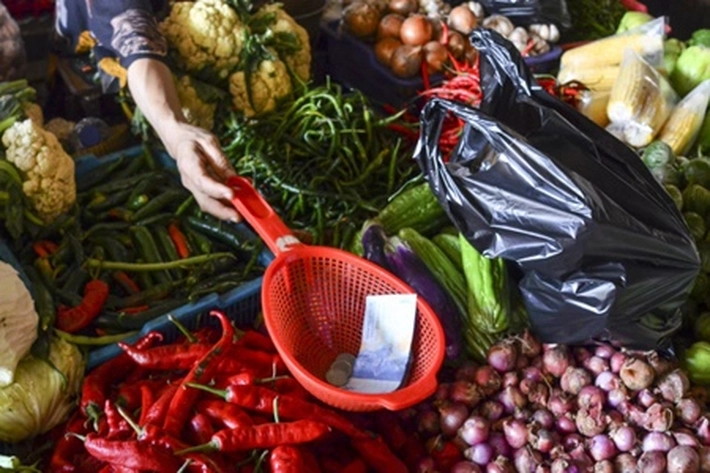 Sejumlah Pasar Tradisional Naikkan Harga Beras dan Cabai Merah Keriting, 'yang Terus Melambung Jelang Ramadan 2024'