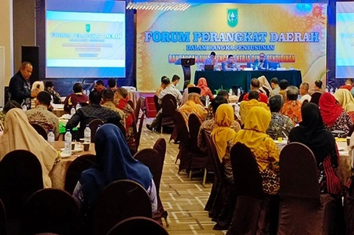 Disdik Riau Rancang Program untuk 2025-2026 yang Dihadiri Kabupaten Kota