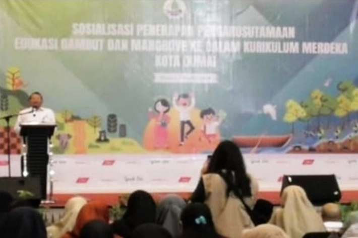 Sekda Indra Gunawan Luncurkan Kurikulum Gambut dan Mangrove untuk Pelajar SD dan SMP