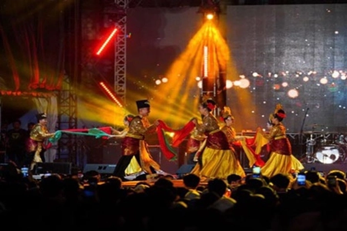Pemprov Riau Ikuti Event Spektakuler Carnival 2024 yang Sediakan 10 Ribu Penari dengan Target Rekor MURI