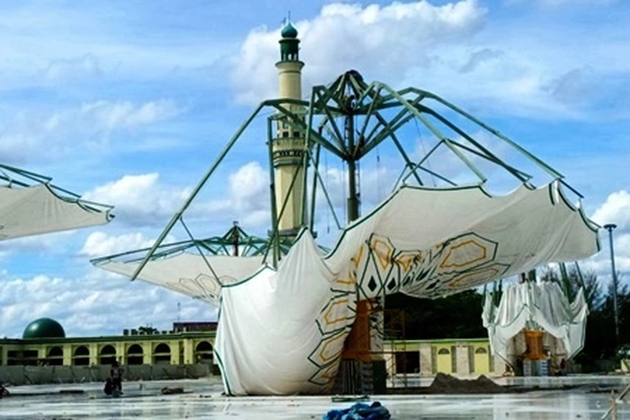 Proyek Megah Payung Elektrik Masjid Raya Annur Riau Tak Sesuai Spek, INPEST: 'Terbukti Memang Benar-benar Hancur Berantakan'