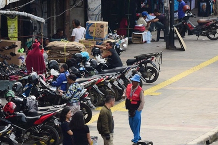 Pekanbaru Jadi Negeri Seribu Parkir, 'Sikapnya Seperti Tukang Palak yang Berwajah Muka Tembok'