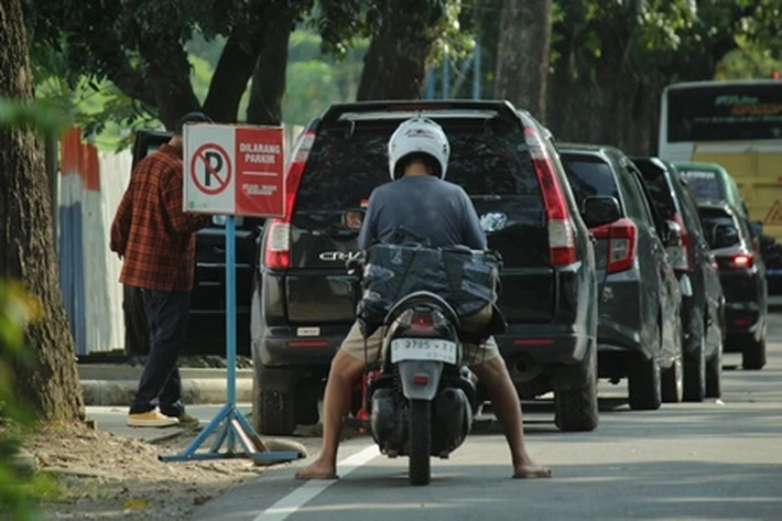 Menjamurnya Parkir Liar di Pekanbaru Bikin Resah dan Rugikan Masyarakat, 'yang Bisa Masuk Keterali Besi 9 Tahun Penjara'