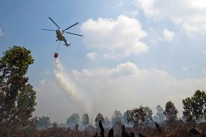 BNPB Kirim Helikopter AS 350 B3A untuk Patroli Karhutla di Riau, 'karena Hotspot Sudah Muncul dan Tersebar di 7 Kabupaten/Kota'