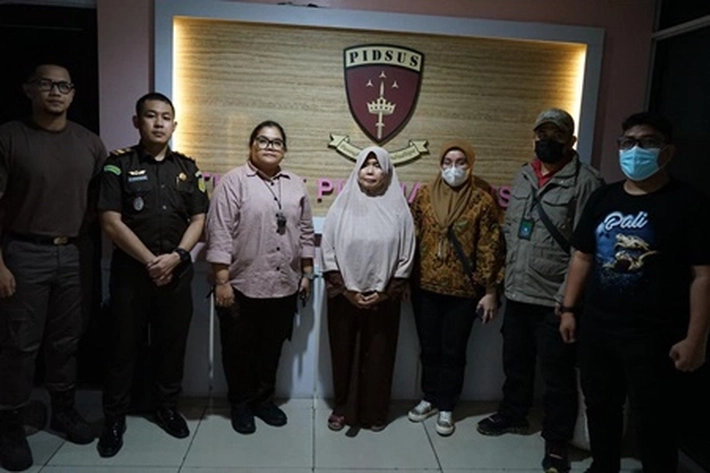 Kejati Riau Amankan DPO Tipikor Hayati Gani yang Telah Rugikan Negara Rp500 Juta