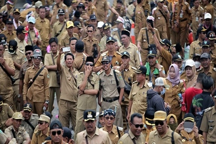 UU Desa Buat Masa Jabatan Kades Maksimal Jadi 16 Tahun, 'Juga akan Peroleh Uang Pensiun'