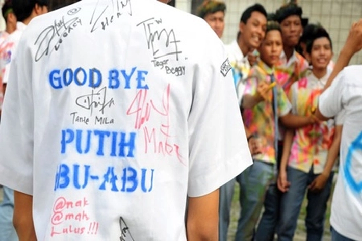 Sekolah Diminta Tidak Lakukan Biaya Perpisahan yang Mahal, DPRD: 'Sudahi yang Membebani Orang Tua'