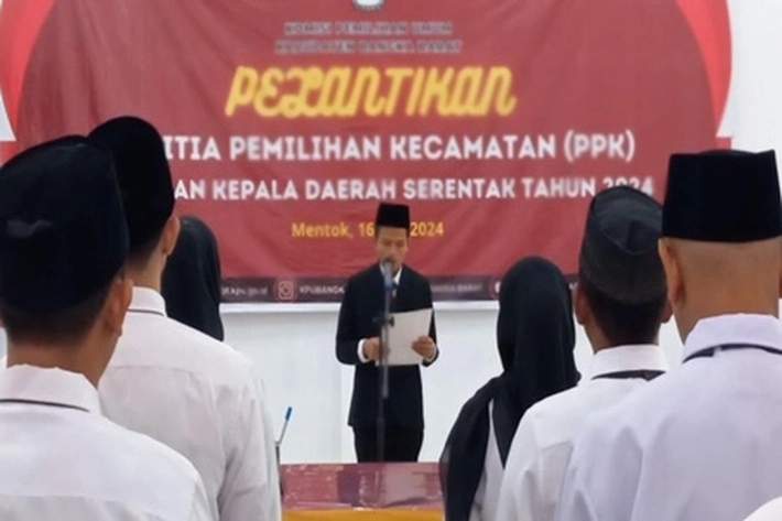 KPU Riau Lantik 857 Orang PPK untuk Pilkada 2024 di 12 Kabupaten/Kota