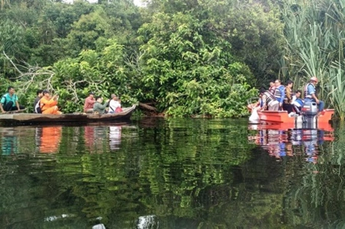 Danau Zamrud Mempesona dan Menantang, SALAMBA: 'Juga Cerminan dari Kompleksitas Lingkungan'