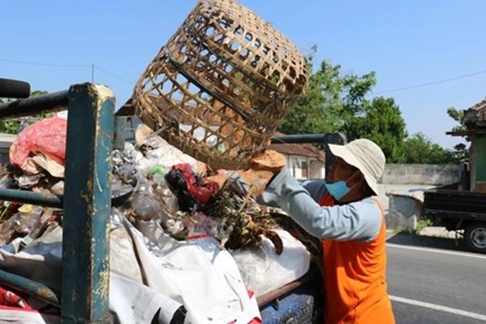DLHK Anjurkan Berdayakan Angkutan Sampah Mandiri