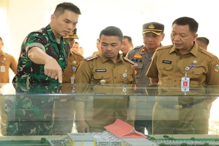 Pj Walikota Pekanbaru Didampingi Sekdako Indra Pomi Nasution Tinjau Pusat IPAL yang akan Dikunjungi Presiden