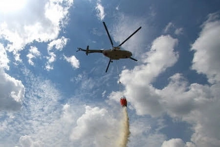 BNPB Kirim Bantuan Helikopter Water Bombing ke Riau  untuk Penanganan Karhutla