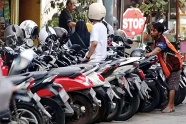 Tarif Parkir Pasar Tradisional Pekanbaru Diturunkan, 'karena Kerap Berpolemik dan Sudah Peras Rakyat'