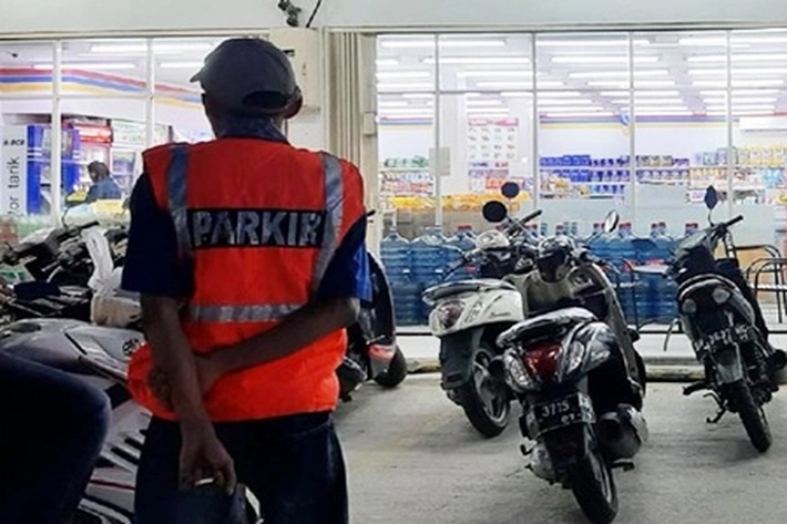 Warga Keluhkan Penerapan Parkir Dilakukan Hingga 24 Jam, 'yang di Jaga Seperti Preman Tengik Pengangguran'