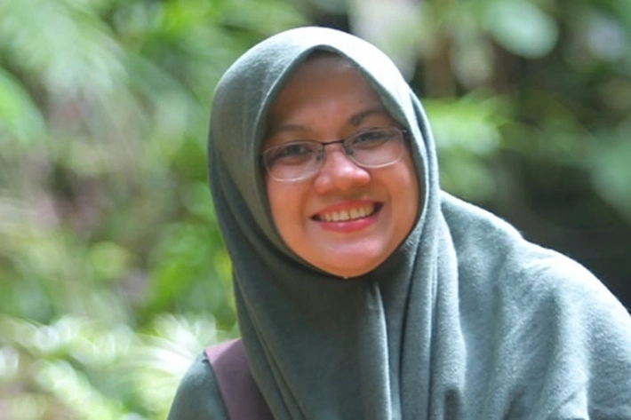 Dr Afni Z Dosen, Praktisi Kebijakan Publik, Wartawan, Aktivis Lingkungan Maju Cabup Siak, 'yang Didukung Tokoh Masyarakat dan Ulama'