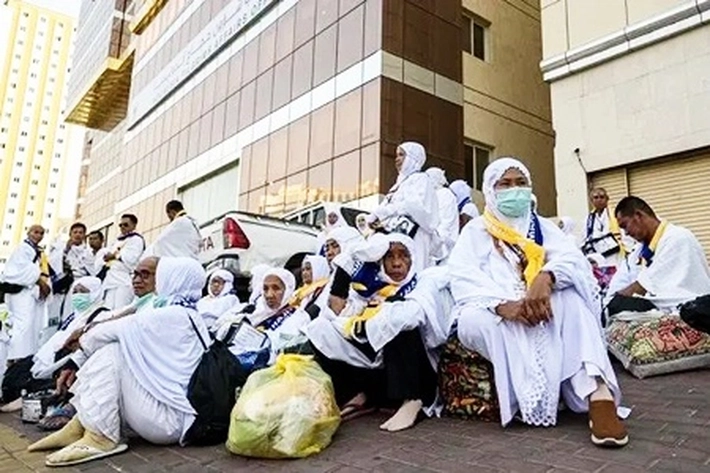 Jemaah Haji Indonesia Keluhkan Tenda yang Kelebihan Kapasitas, 'Sepertinya Pelayanan Ibadah Perlu Segera Diperbaiki'