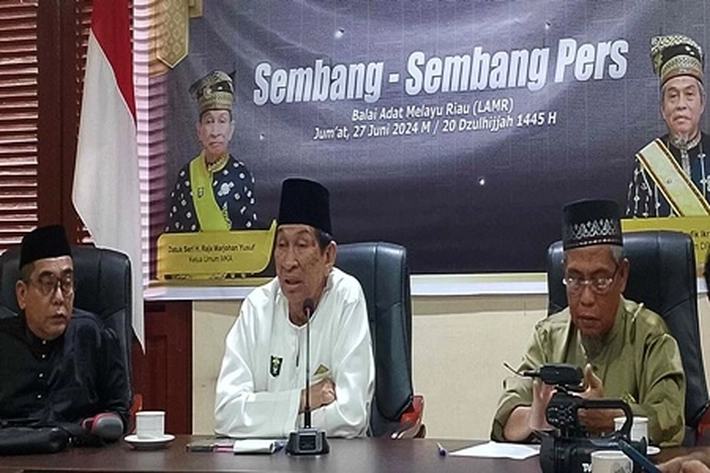 LAM Riau Hadirkan Pameran Artefak Rasullullah SAW Diperingatan Hari Adat Sedunia