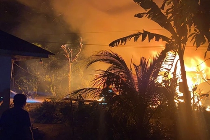 Rumah Warga di Sungai Lumpur Terbakar, Diduga Akibat Korsleting Listrik