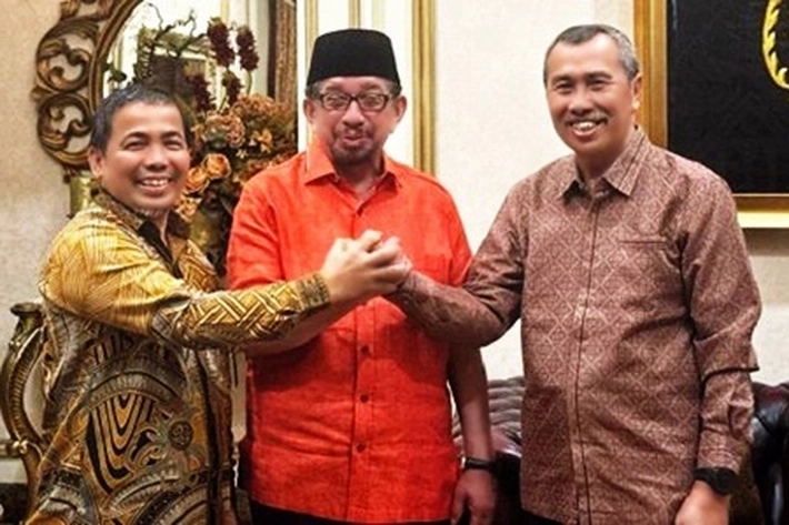 Diisukan PKS Bakal Sokong SF Hariyanto Maju Pilgubri, 'Akhirnya Syamsuar-Mawardi Saleh Juga'