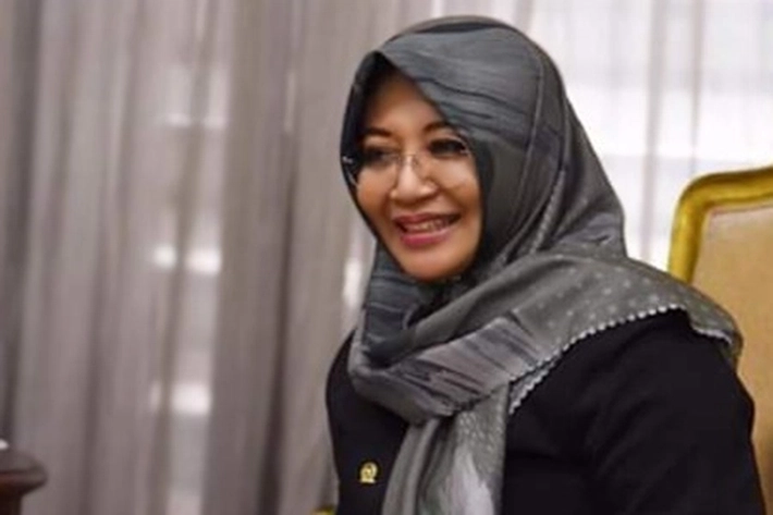 Anggota DPD RI Intsiawati Ayus Serius Ikut Maju di Pilwako Pekanbaru yang Didukung 4 Partai