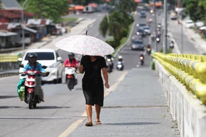 Warga Diminta Tidak Bakar Lahan dan Sampah Sembarangan dalam Situasi Panas Terik Seperti Ini