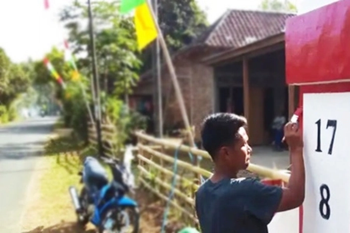 Warga Sidomulio Timur Mulai Ngebut Lakukan Persiapan Menjelang Karnaval Sambut HUT RI Ke-79