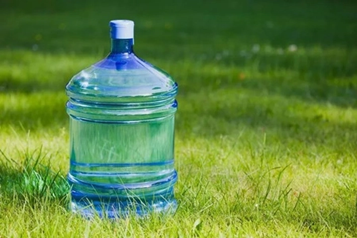 Masyarakat Lebih Dominan Minum Air Galon Isi Ulang Ketimbang Rebusan, Ahli: Tetap Harus Bersih Agar Baik untuk Dikonsumsi