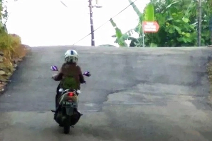 Dalam Kurun Waktu 4 Bulan PUPR Gasak 17 Jalan Rusak di Pekanbaru Jadi Mulus Kembali