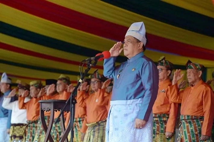 Lima Tokoh Pejuang Daerah dapat Penghargaan di Peringatan HUT Provinsi Riau Ke-67