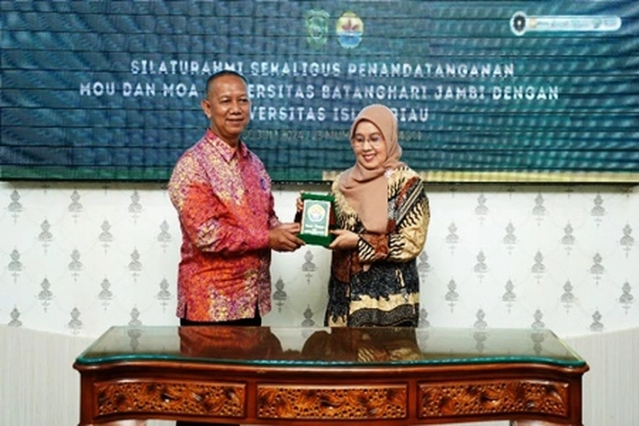 UIR Terima Kunjungan UNBARI untuk Lakukan MoU dalam Peningkatan Mutu dan Inovasi Pendidikan