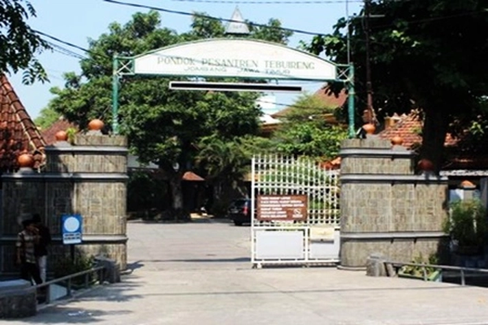 Sejarah Pondok Pesantren Tebuireng dari Kawasan Rawa Hingga Perkebunan Tebu