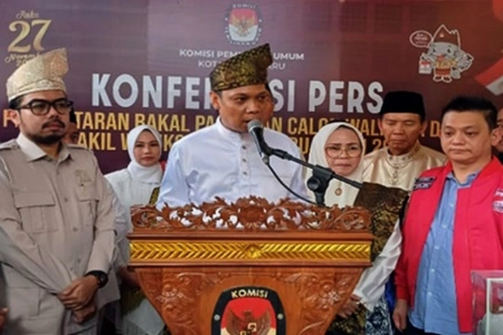 Muflihun-Ade Hartati Turut Ramaikan Pilwako 2024 dan Resmi Daftar ke KPU