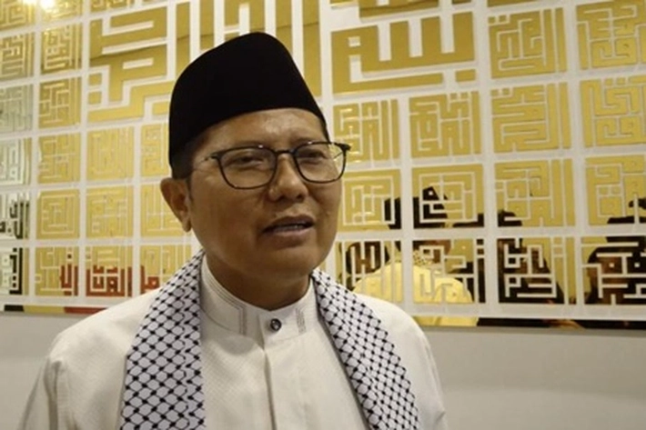 Kemenag Imbau Penyiaran Adzan Maghrib Dilakukan dengan Running Text, Prof KH Muhammad Cholil Nafis: Demi Hormati Saat Misa Paus