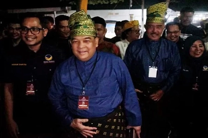 Paslon Edy Natar Nasution-Dastrayani Bibra Maju di Pilkada Pekanbaru 2024, 'yang Sudah Mengejutkan dan Mencuri Perhatian Banyak Orang'