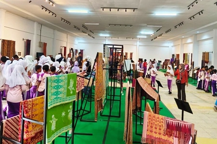 Pameran Kain Nusantara Cukup Sedot Perhatian Masyarakat Pekanbaru Capai 7.243 Orang