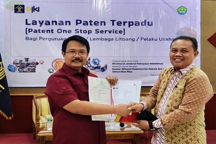 Universitas Islam Riau Raih Sertifikat Paten Perdana dari DJKI