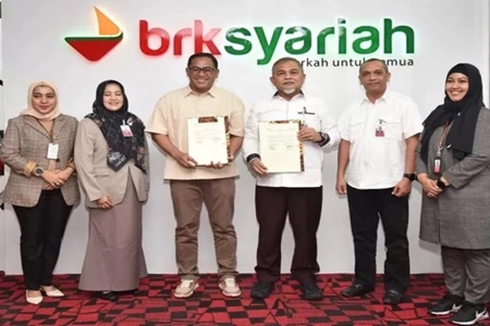 BRK Syariah Gandeng Yayasan BRKS Mudahkan Dai untuk Pembelian Kendaraan