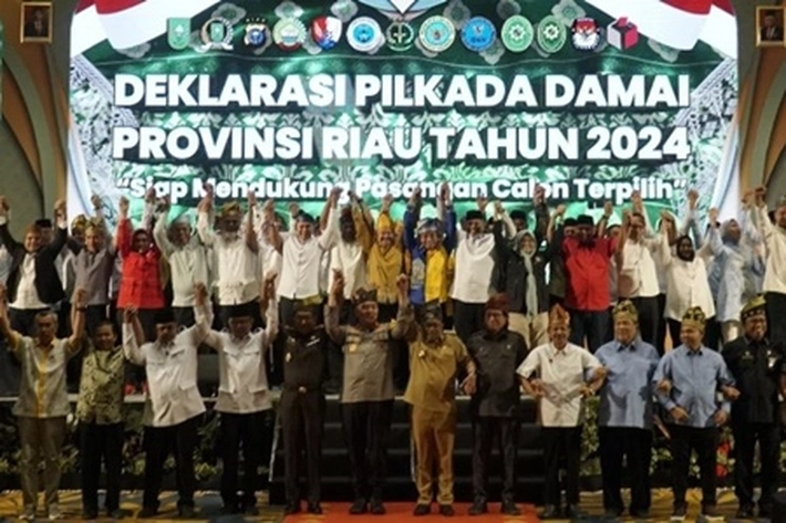 43 Paslon Kepala Daerah di Riau Kompak Bubuhkan Tanda Tangan untuk Dukung Pilkada Damai