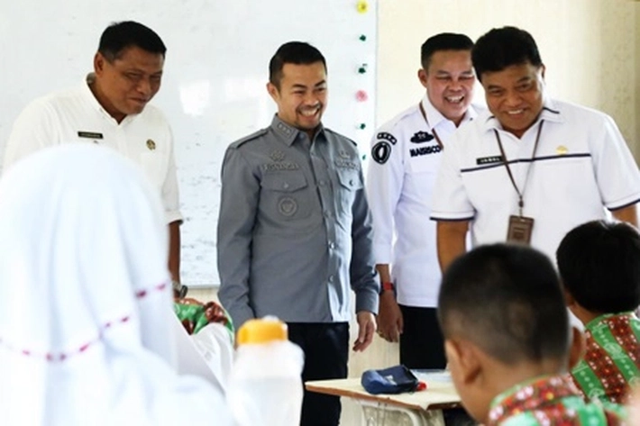 Simulasi Tahap 2 Program Makan Siang Bergizi Gratis Digelar di Wilayah Perbatasan Pekanbaru Khususnya pada SDN 185 dan SMPN 49