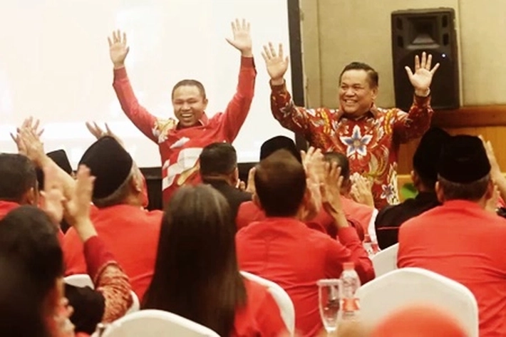Paslon Cagub-Cawagub Riau Nomor Urut 1 Dilaporkan ke Bawaslu, 'karena Diduga Curang Gunakan Program Pemerintah untuk Kepentingan Politik'